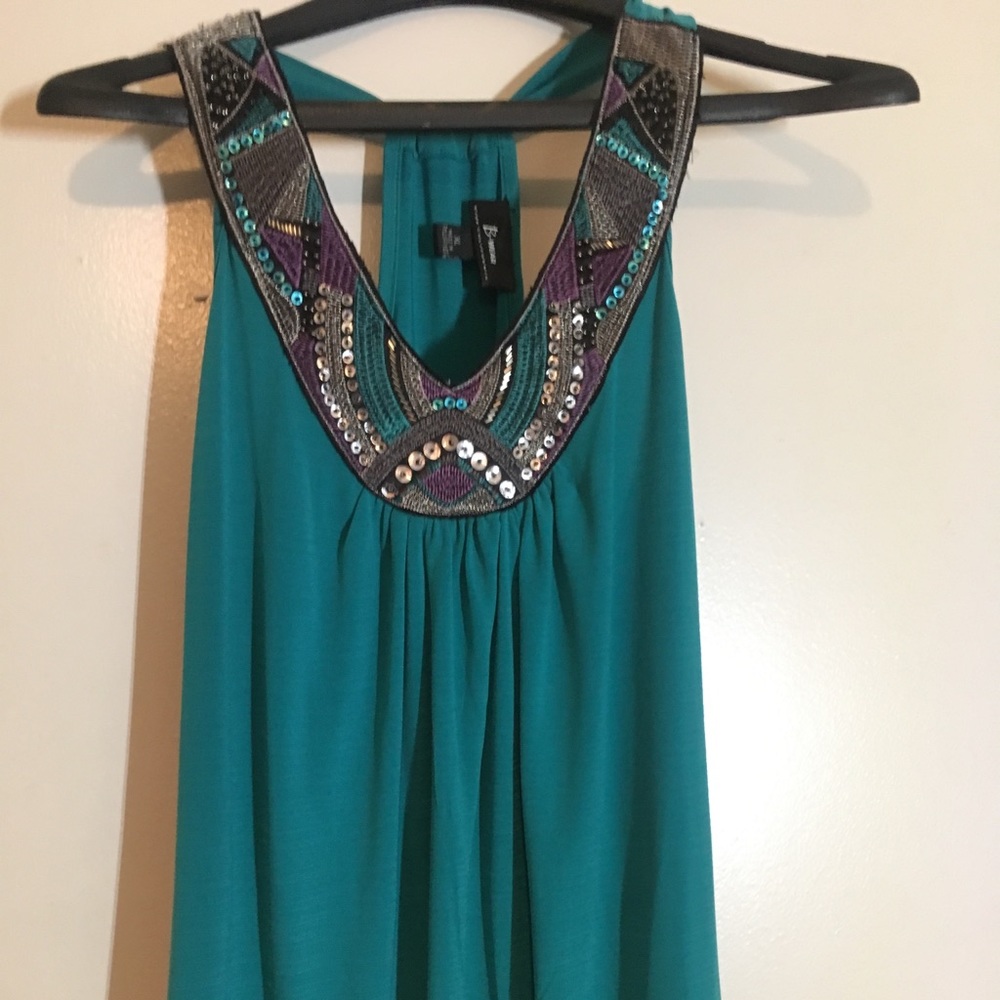 B. Wear Ladies Pullover Top. NWT.Size XL.